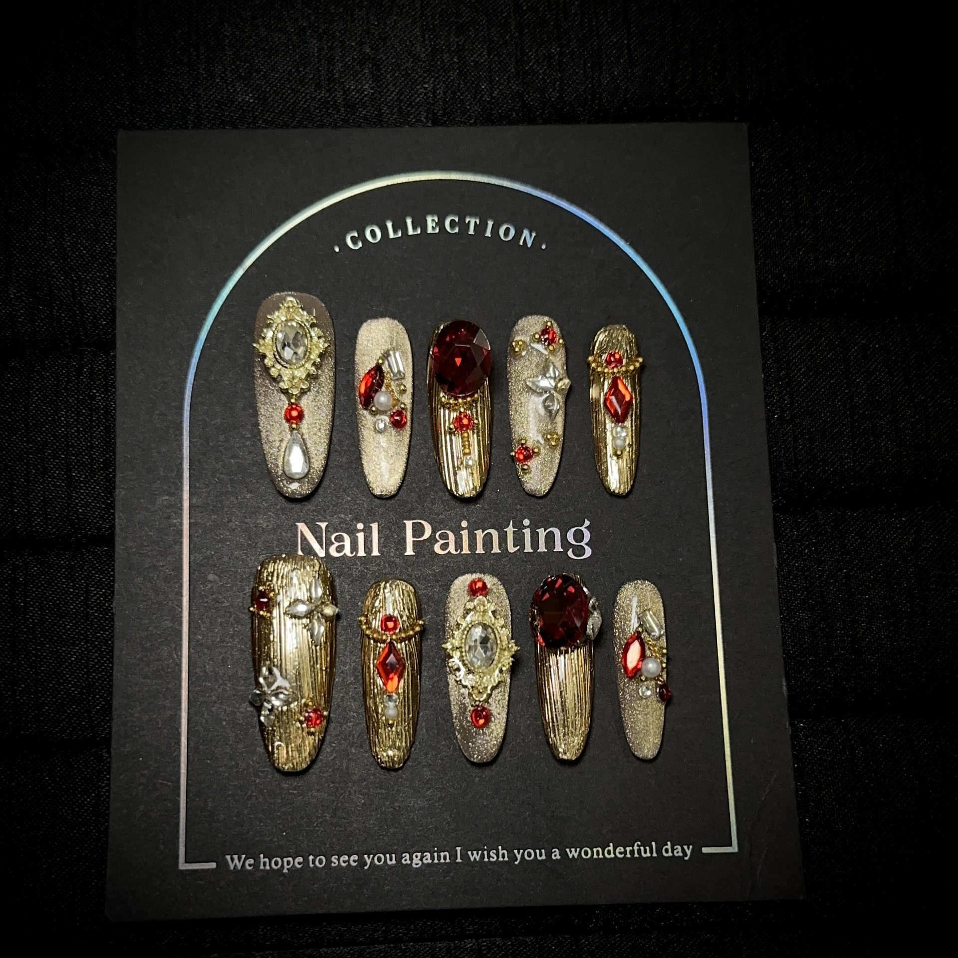 纯手工穿戴甲高级感金色猫眼美甲片重工结婚甲红色堆钻假指甲,彩妆/香水/美妆工具,穿戴甲/甲片,淘宝优惠券,粉丝福利购,淘宝优惠卷