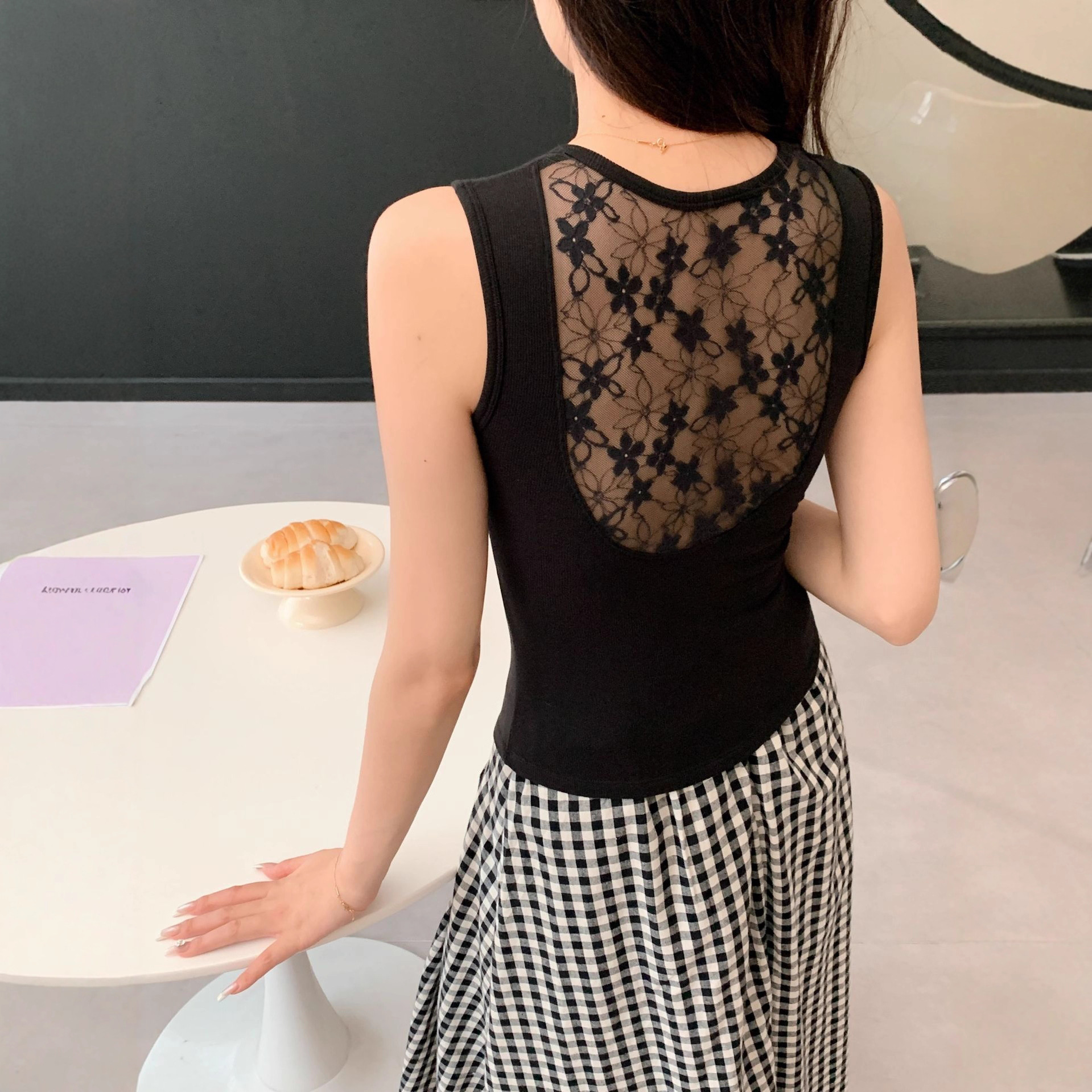 2025早秋新款全棉配胸垫性感蕾丝拼接大露背上衣外穿修身吊带背心