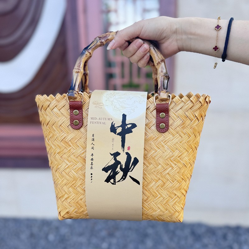 春节伴手礼篮年会送员工回礼篮