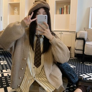 大码 女装 胖妹妹慵懒风秋冬毛衣外套学院风复古条纹衬衣百褶裙套装