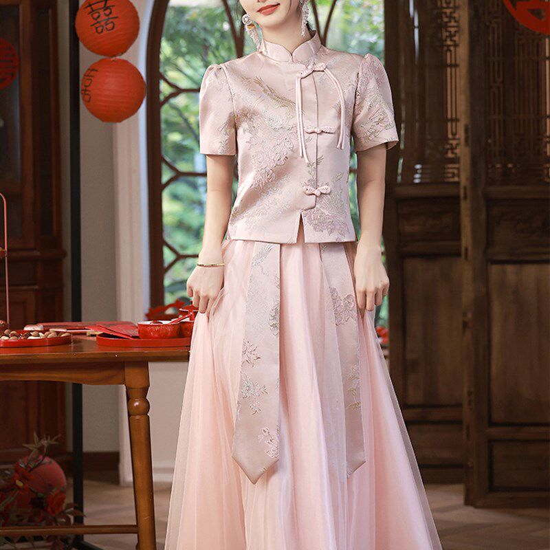 新中式伴娘服夏粉短袖改良秀禾姐妹团礼服裙显瘦款券后261元