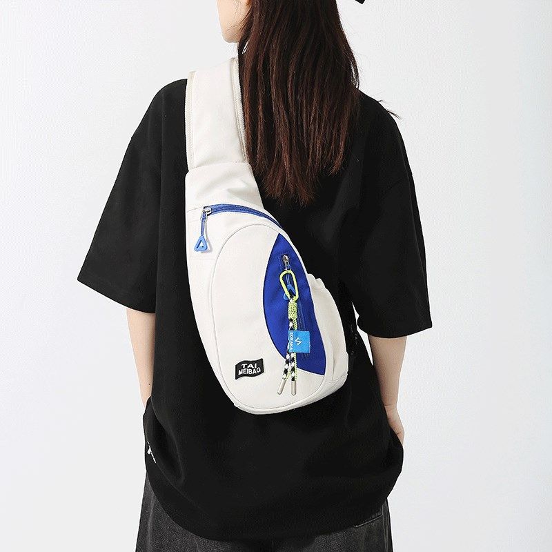 日系潮牌斜挎包女2023新款休闲帆布百搭旅游背包轻便手包运动胸包,箱包皮具/热销女包/男包,胸包,淘宝优惠券,粉丝福利购,淘宝优惠卷