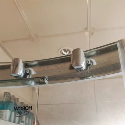 淋浴房滑轮圆弧玻璃门吊轨弹跳轮老式浴室推拉移门摇摆挂滚轮配件