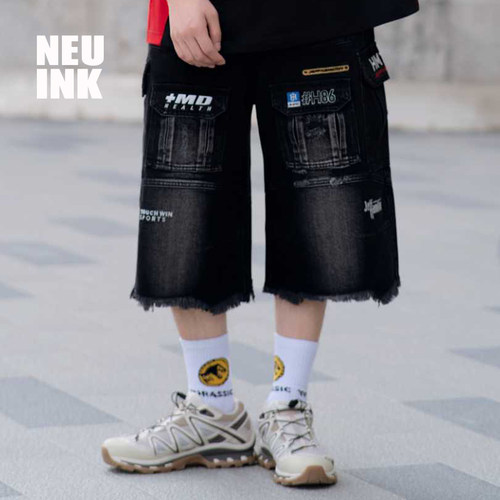 黑色牛仔刺绣迷彩工装裤