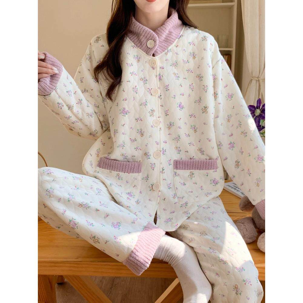 孕妇秋冬季带胸垫哺乳睡衣产后空气棉月子服加厚立领保暖大码套装
