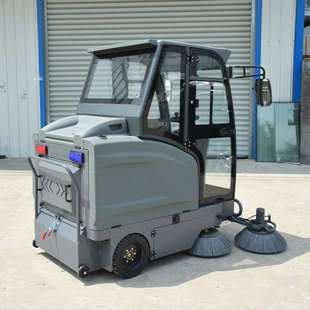 扫地车市政环卫户外落叶清扫车四轮电动扫地车 2000全滚塑封闭式
