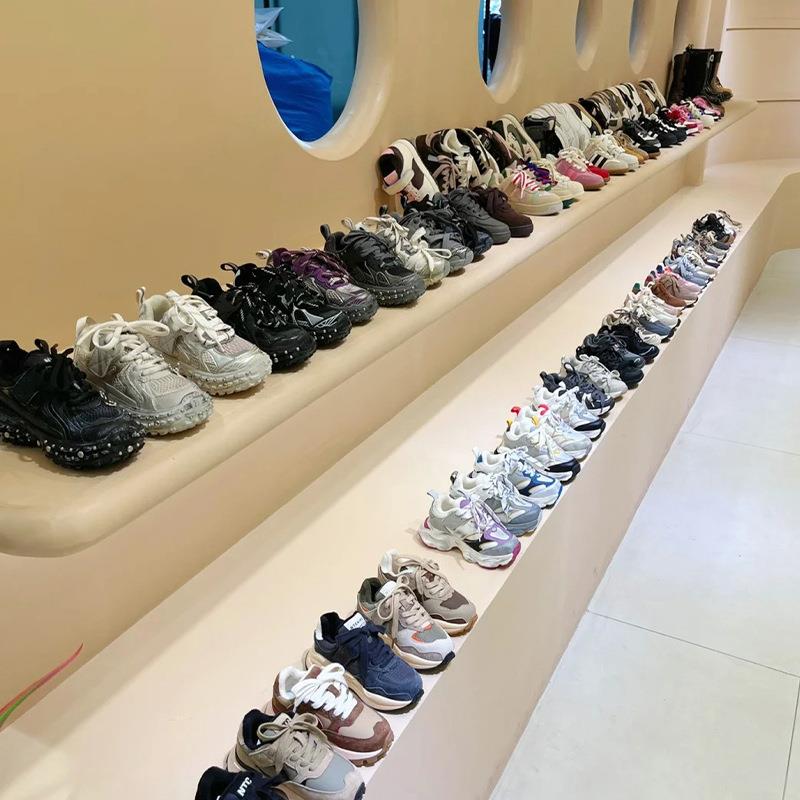 新款直销品牌女鞋专卖店展示柜 中岛柜皮包置物陈列架 设计产品货