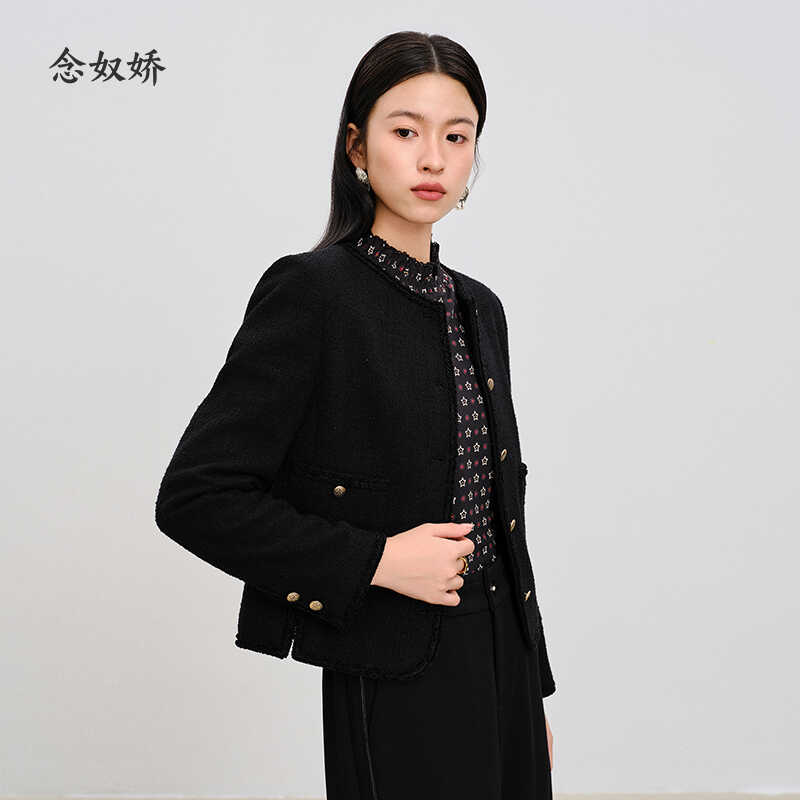 2024秋冬新款黑色圆领小香风外套