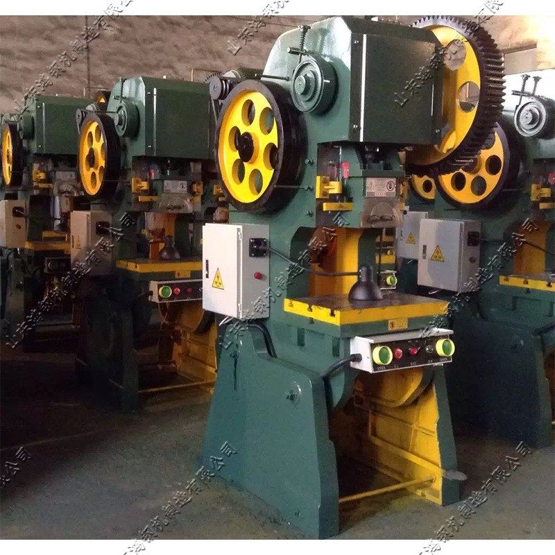 厂家供应小型全自动压力机 多功能平压模切机 钢板焊接机床切割机