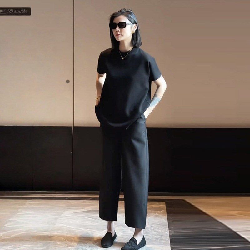 韩系气质高级感黑色休闲 套装女宽松时尚T恤阔腿九分裤两件套,女装/女士精品,时尚套装,淘宝优惠券,粉丝福利购,淘宝优惠卷