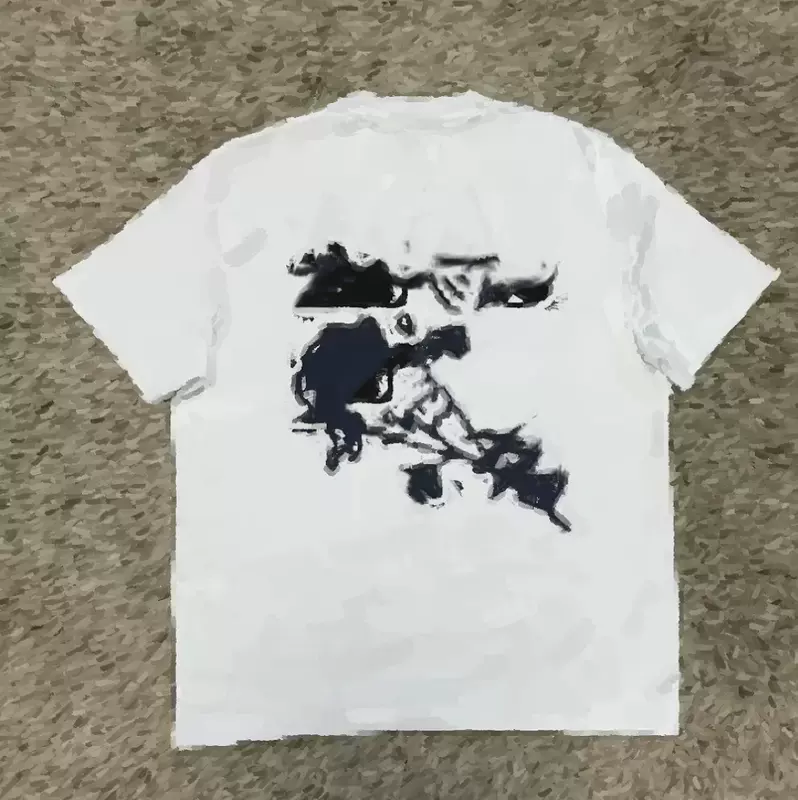 Ate Blur Flower Tee