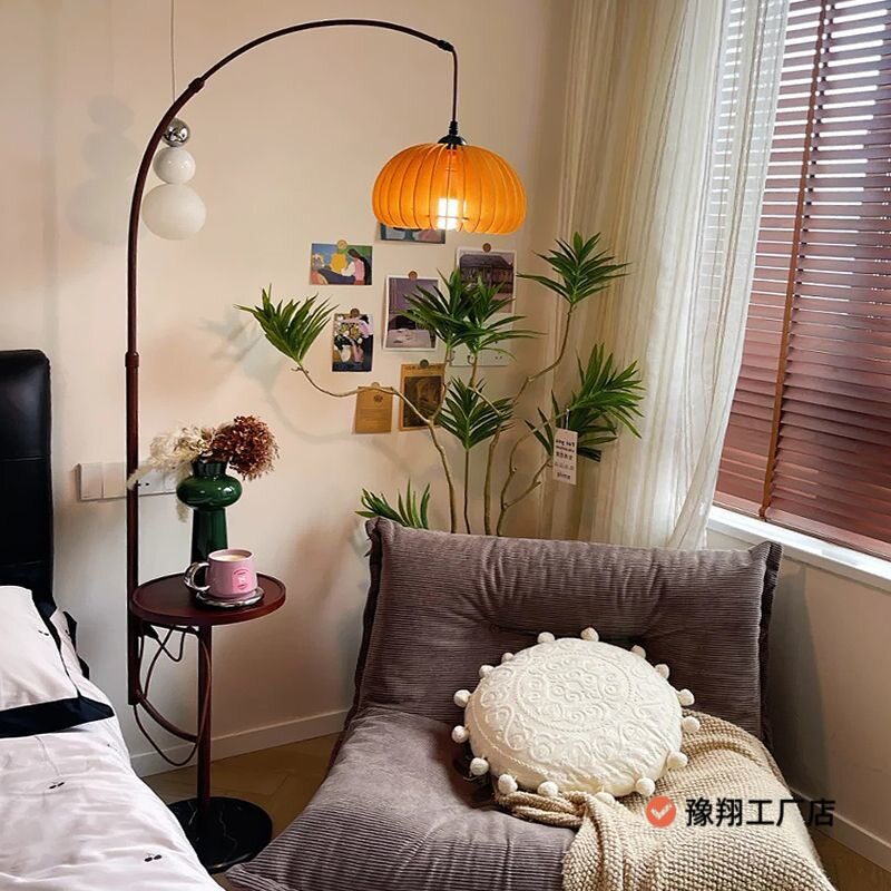 中古风南瓜落地灯置物架一体