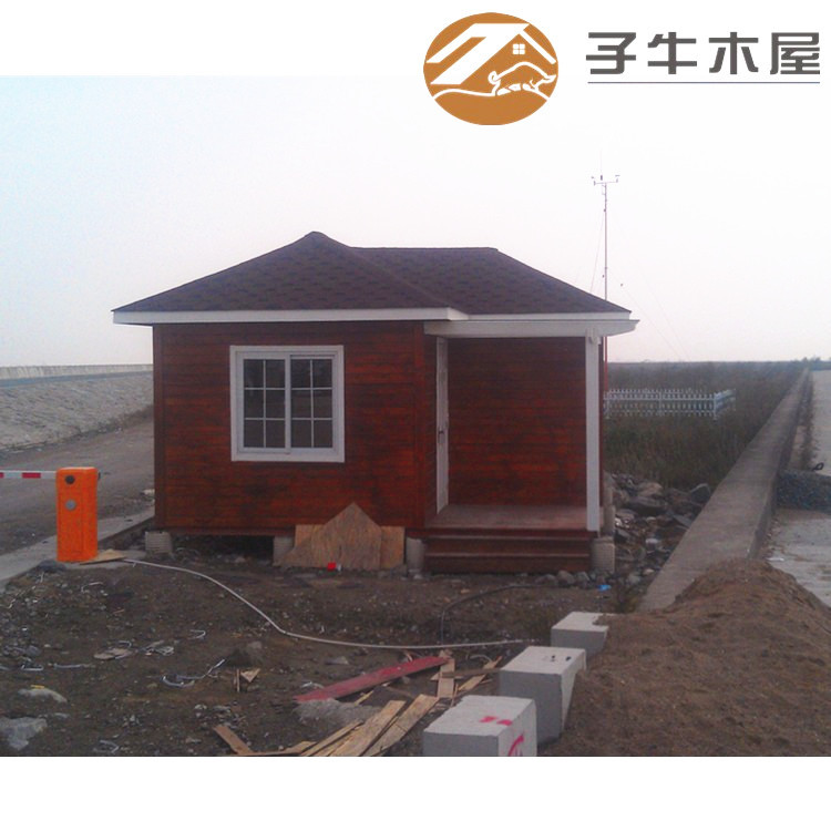 户外实木可移动可拆工具房