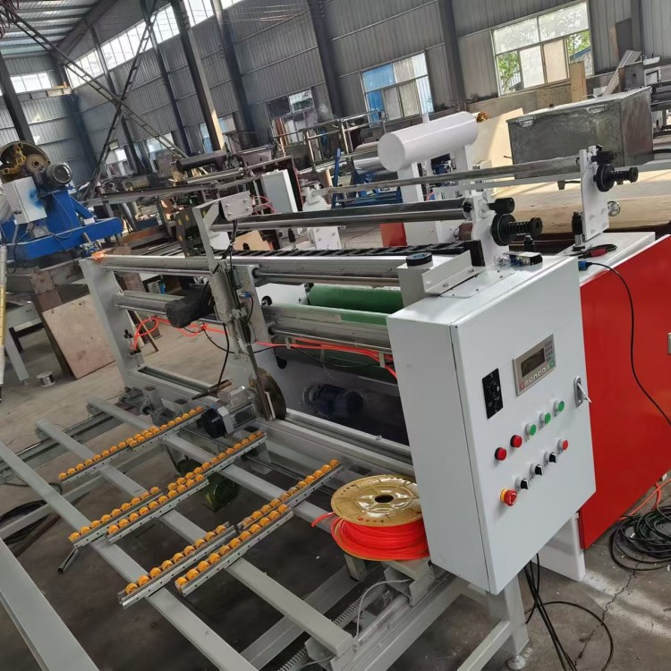 PUR-1300型板材覆膜冷热贴合机
