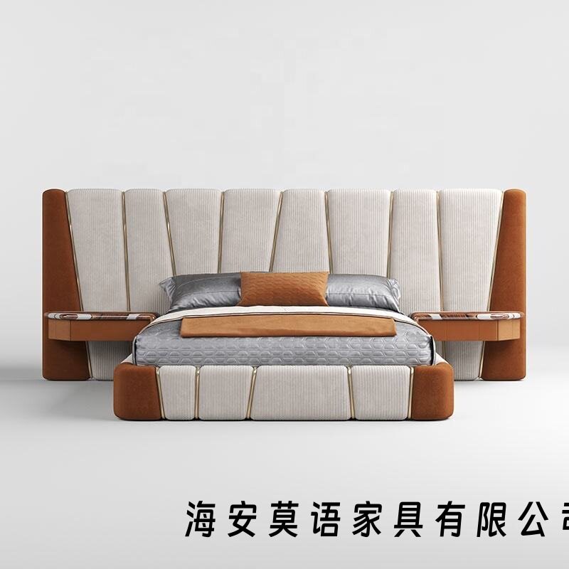 现代简约真皮床1.8米双人床意式轻奢软包皮艺宽屏床高端主卧婚床图片
