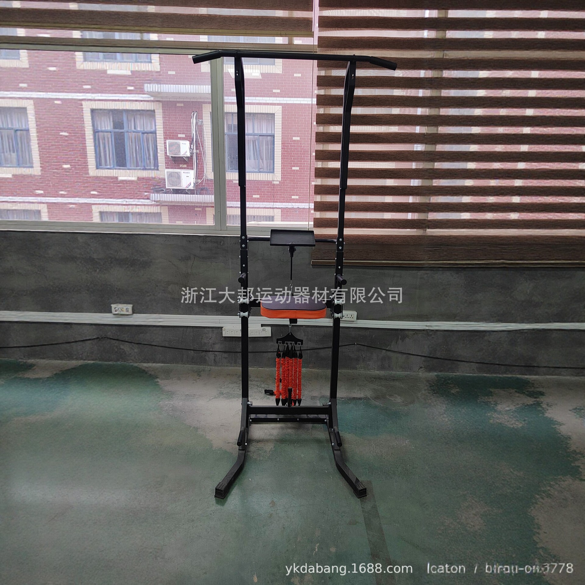引体向上器械落地杠杆家用健身器材室内可调节倾斜单杠跨境