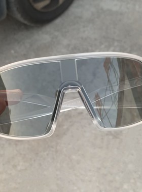 公路自行车骑行感光变色灰偏光墨镜户外J登山帅气太阳眼镜防紫外