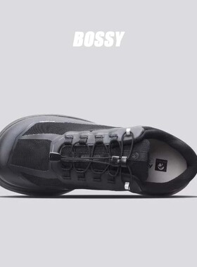 Bossy宽楦宽脚大码高脚背休闲鞋户外通勤轻便耐磨防滑防水运动鞋