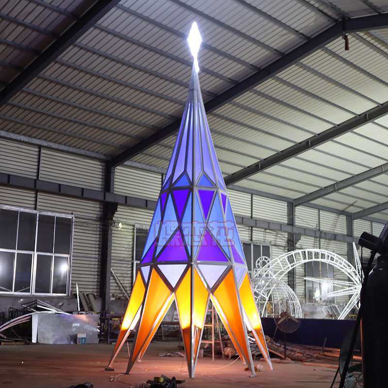 商场酒店9米圣诞树大型锥形钢结构10米亚克力彩色灯光LED水晶