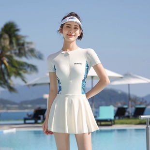泳装 游泳衣女孩连体裙式 显瘦遮肚沙滩保守泡温泉大码 新款 2024夏季