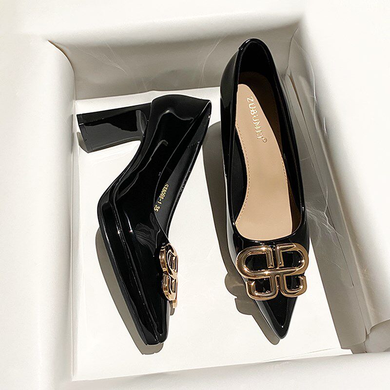 法式漆皮黑色高跟鞋女2q025年春秋新款粗跟尖头防水台单鞋高跟女