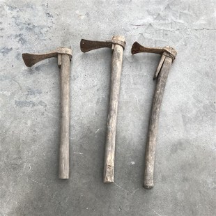 民俗老物件老农具小镐锄头农村老式耕地工具怀旧影视道具装饰摆件