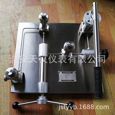 热销校验用手动气压源 淮安天仪台式气压泵 气压压力校验器真空校