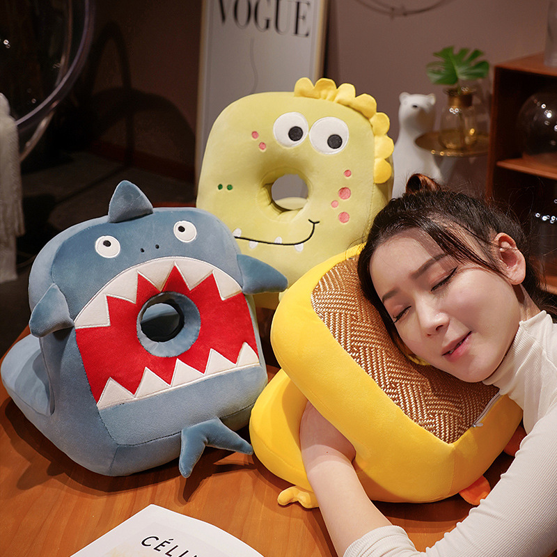卡通午睡枕中小学生趴睡枕儿童教室枕头凉席桌上睡觉抱枕午休神器