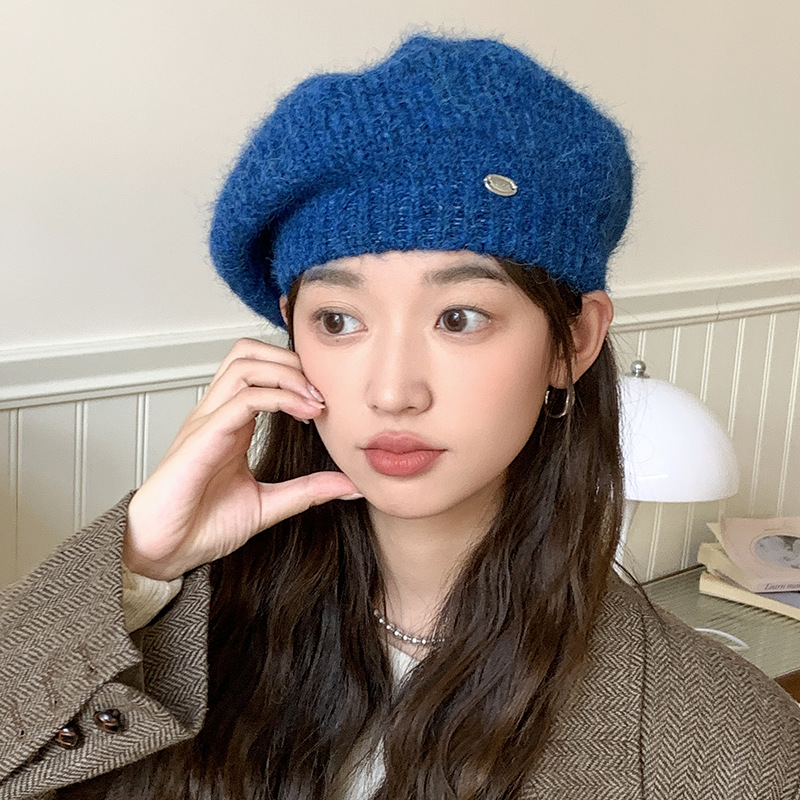 画家帽韩版秋冬新帽子女纯色百搭针织毛线帽冬季保暖金属标贝雷帽
