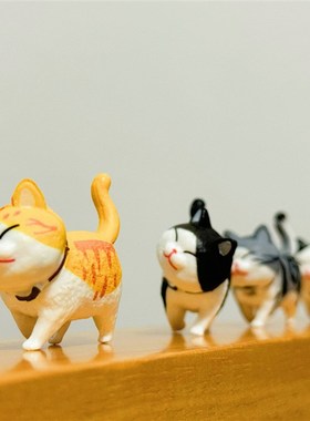 喵呜一群小猫咪正向你走来可爱迷你桌面摆件车载电脑显示摆件