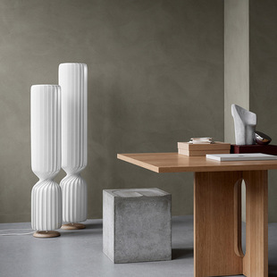 日式布艺立式地灯现代简约诧寂风书房客厅房间卧室民宿白色落地灯