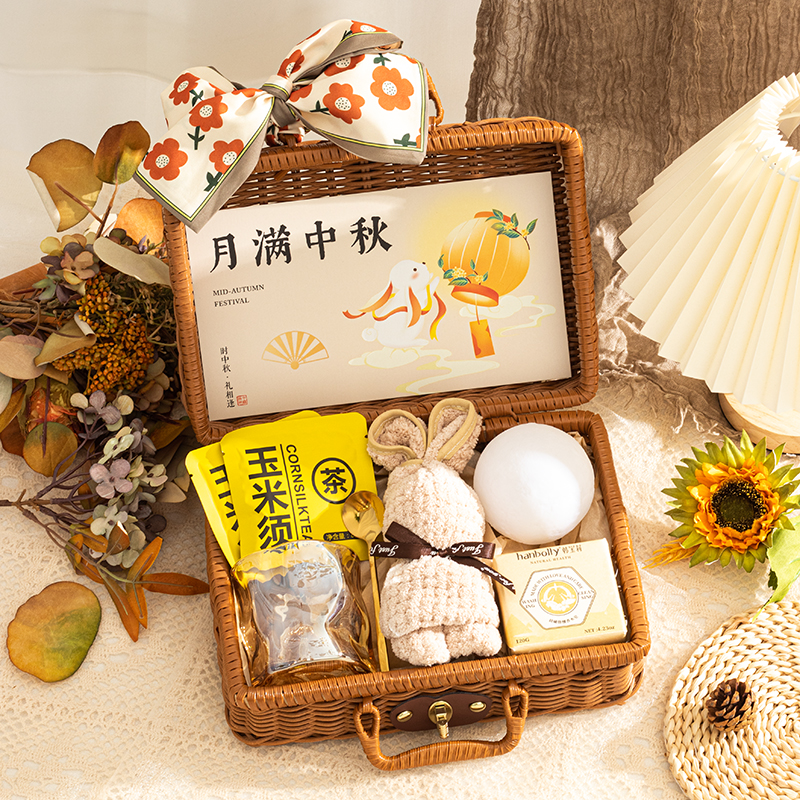 中秋节礼品高端定制月饼礼盒活动送客户员工生日礼物女伴娘伴手礼