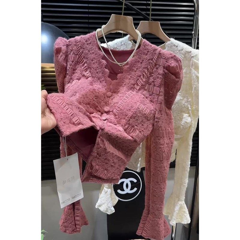 冬季新款时尚百搭法式钩花V领加绒蕾丝打底衫女喇叭袖上衣潮推荐,女装/女士精品,蕾丝衫/雪纺衫,淘宝优惠券,粉丝福利购,淘宝优惠卷
