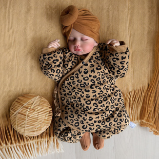 新生婴儿儿衣服0一3月婴儿秋冬装套装纯棉初生宝宝保暖棉衣连身衣