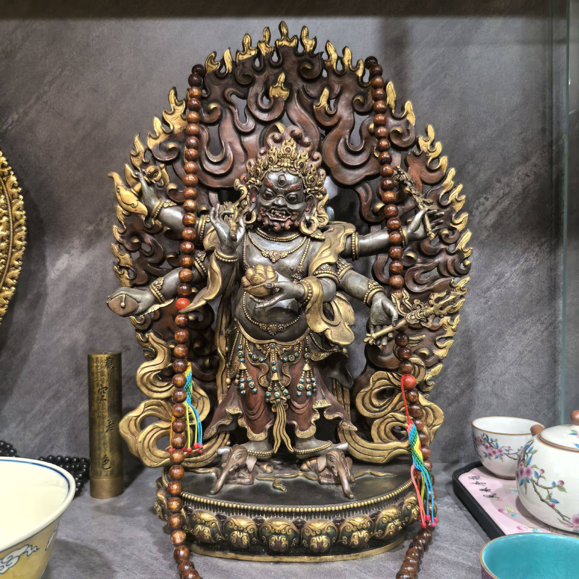 白玛哈嘎拉/六臂白怙主/白六臂/38cm尼泊尔手工鎏金佛像供奉摆件