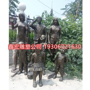 定制纯铜铸造城市购物人物雕塑商业街步行街黄铜摆件园林景观