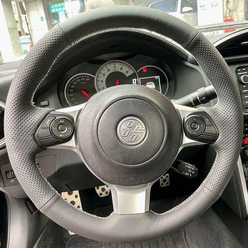 17-23款斯巴鲁BRZ方向盘套真皮15-23款丰田86把套手缝专用全包款