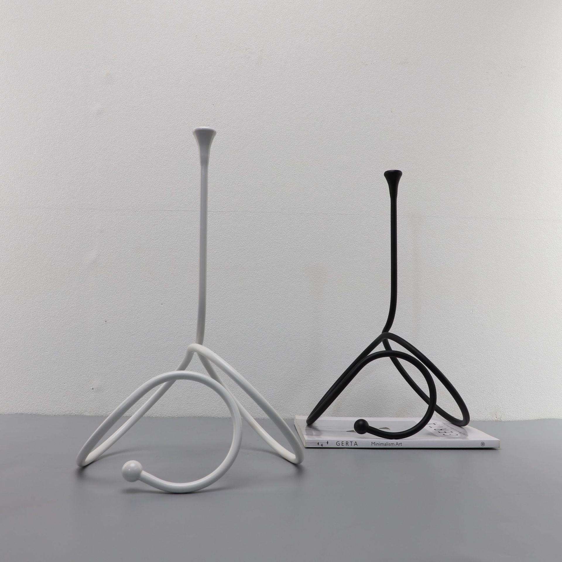 北欧简约金属缠绕异形烛台摆件样板房电视柜茶几客厅桌面软装饰品