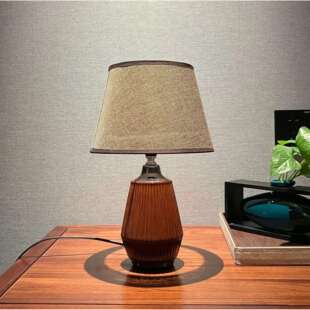 新款轻奢装饰灯具柔和养眼陶瓷台灯简约时尚布艺台灯灯罩