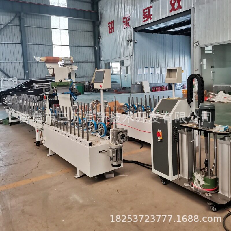 木工机械全自动板式家具相框条木线条包覆机木饰面墙板覆膜机
