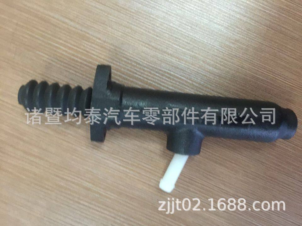 离合器总泵KG2008.0.1欧系重卡重汽卡车客车配件零部件SMT
