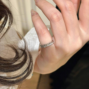 屈臣氏甄选超闪排钻菱格尾戒纯银戒指精致小指女小尺寸小拇指特小