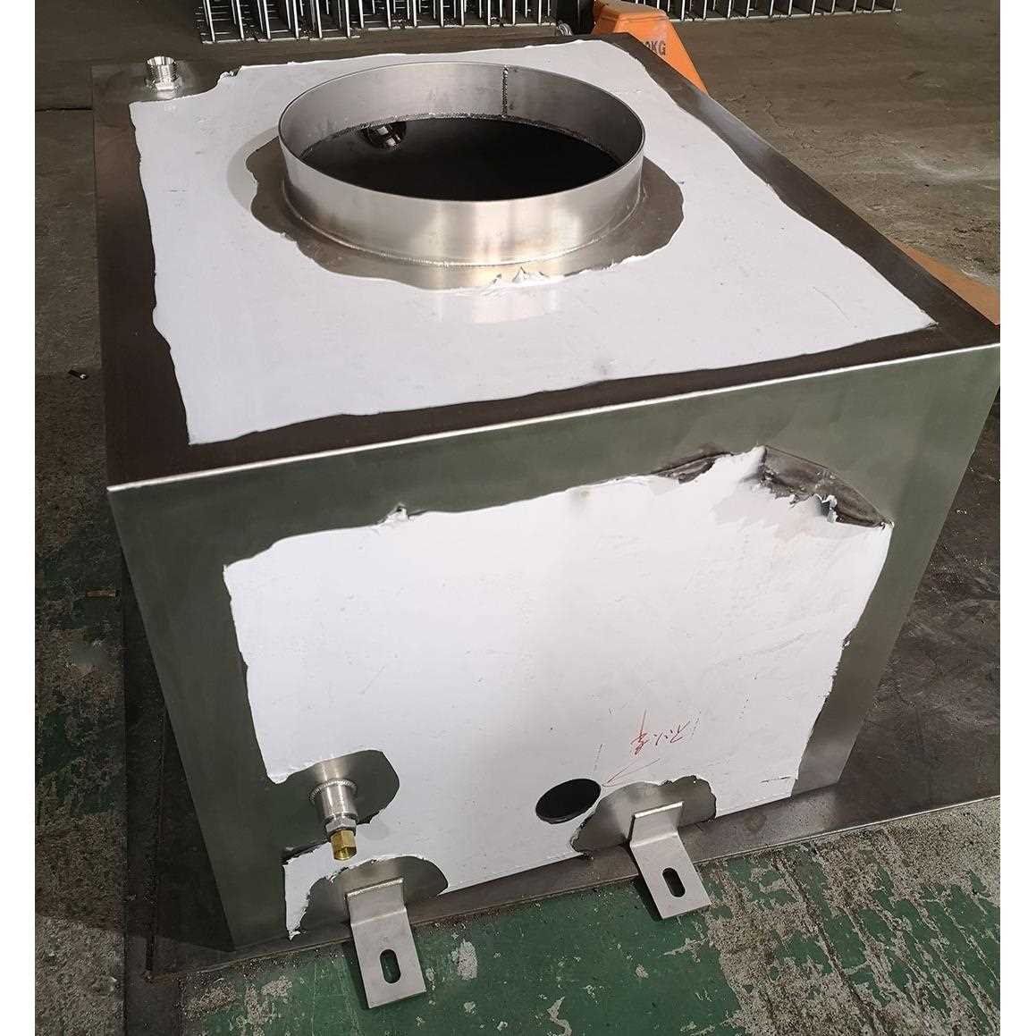 直销新款304 316不锈钢水箱非标定 制箱体外壳钣金加工 储酒罐奶