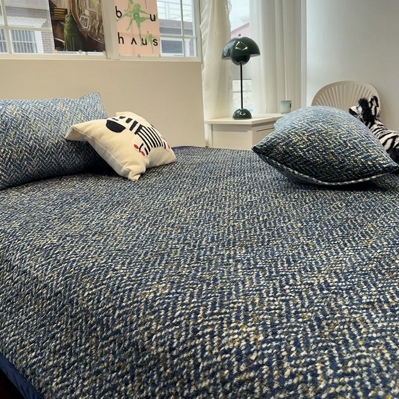 北欧加厚保暖牛奶绒床盖单件