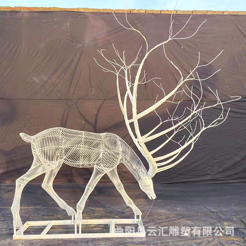 不锈钢铁艺发光鹿雕塑商场酒店麋鹿编制梅花鹿动物装饰摆件厂家