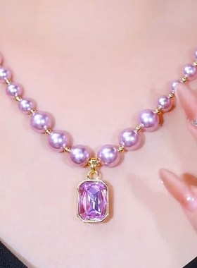 紫色方形水晶吊坠珍珠项链女2024年新款潮方糖轻奢高级秋冬毛衣链