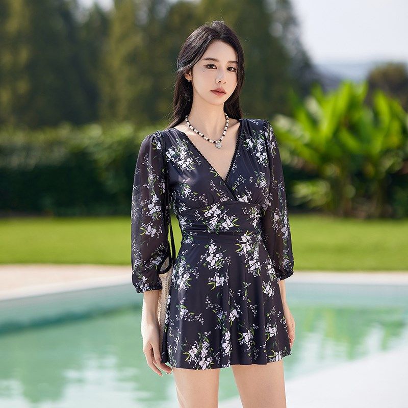 女士温泉泳衣女款成人连体大码微胖长袖保守平角裤裙式遮肚子显瘦