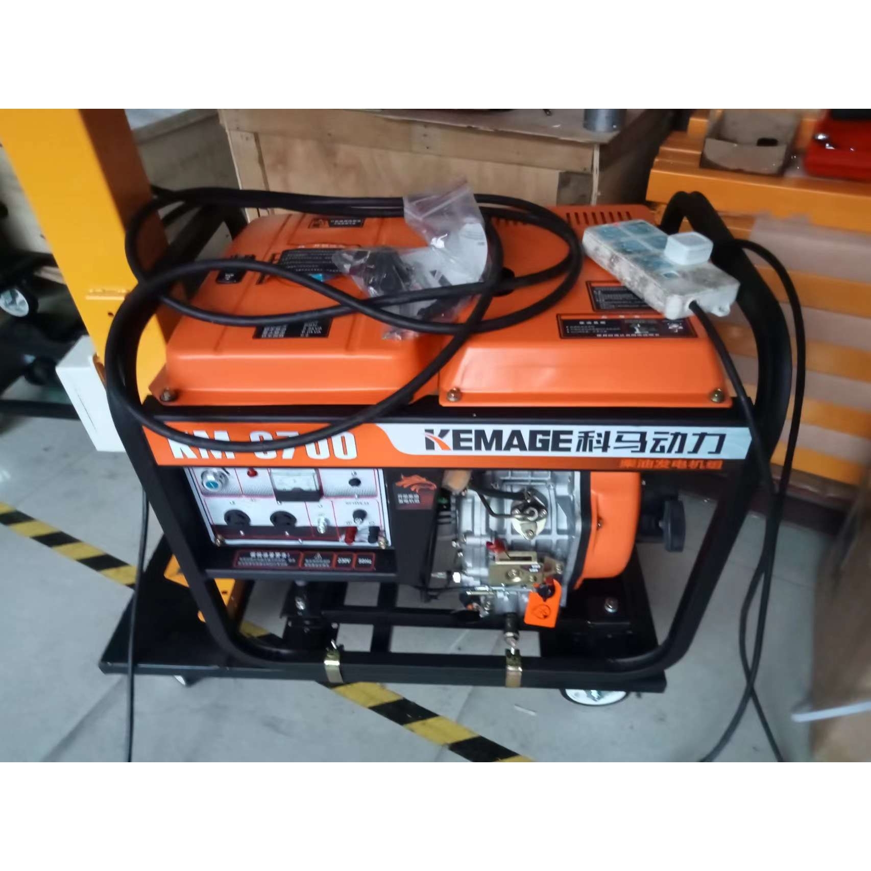 6米手摇杆柴油动力灯分别控制全方位移动应急照明灯车