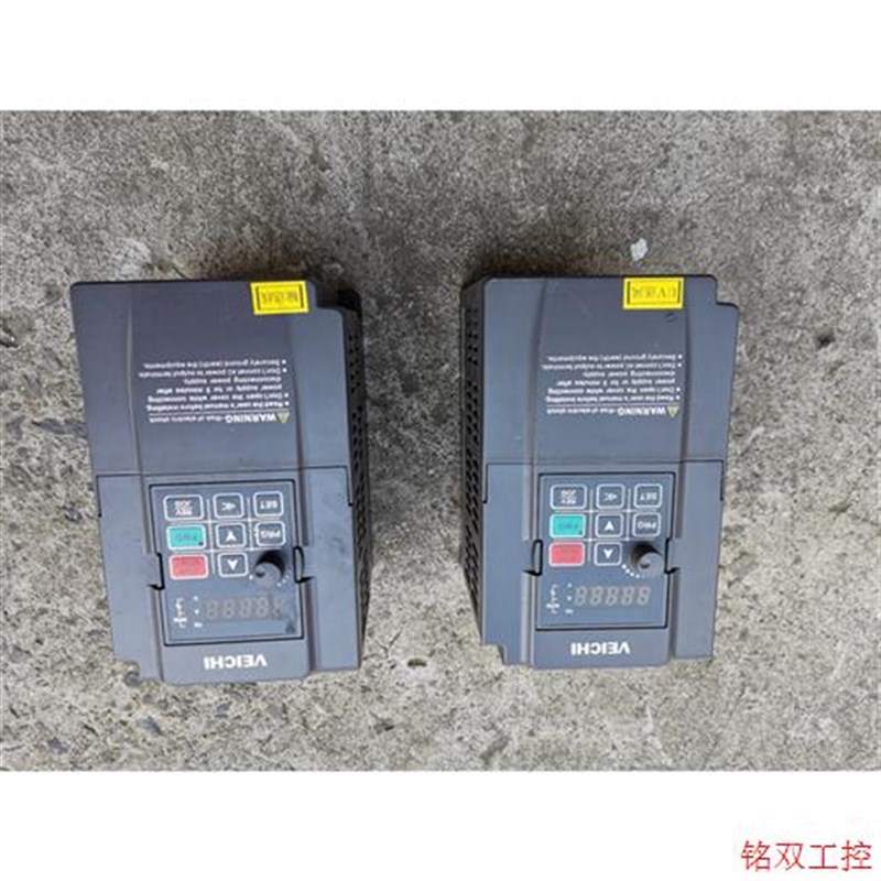议价直拍不发:伟创变频器2.2kw拆机变频器成色如图功能正常包好!
