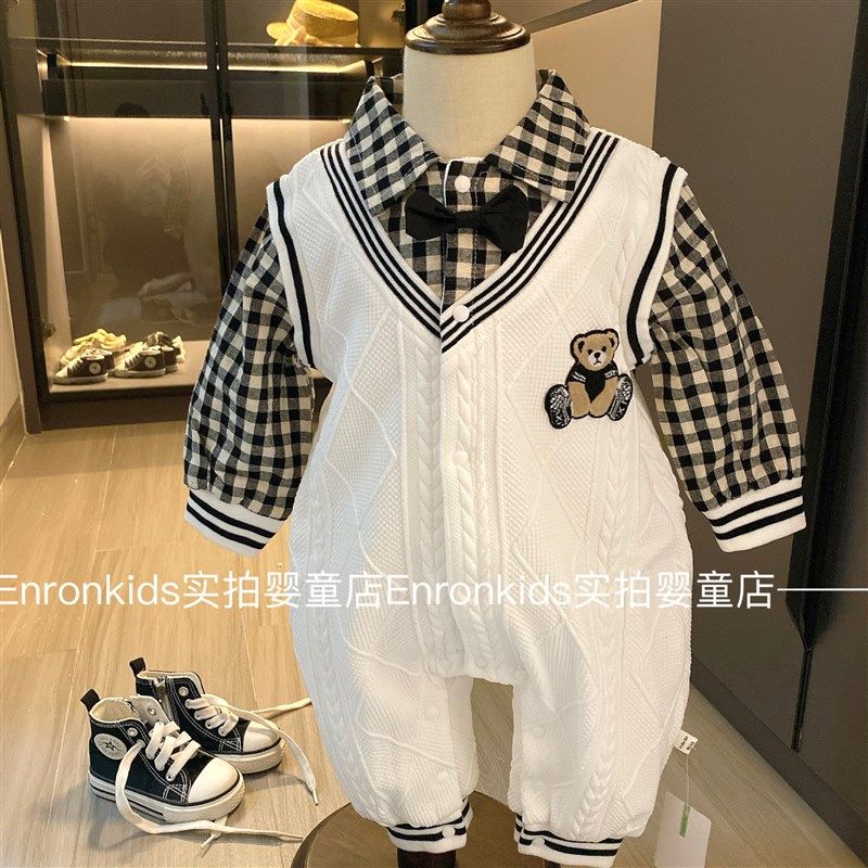 春季宝宝连体衣英伦学院风假两件婴儿爬服洋气时尚新生儿周岁哈衣
